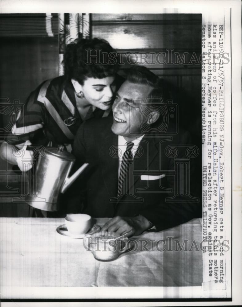 1957 Press Photo NJ Governor Robert Meyner & wife Helen in Phillipsburg NJ - Historic Images