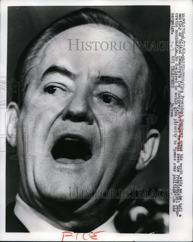 1968 Press Photo Vice President Hubert Humphrey United Democrats meet Washington - Historic Images