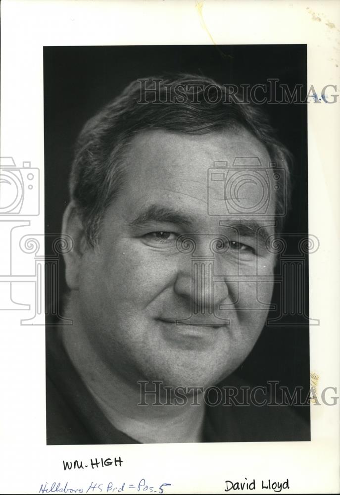 1988 Press Photo David Lloyd Plant Supervisor for the Unified Sewerage