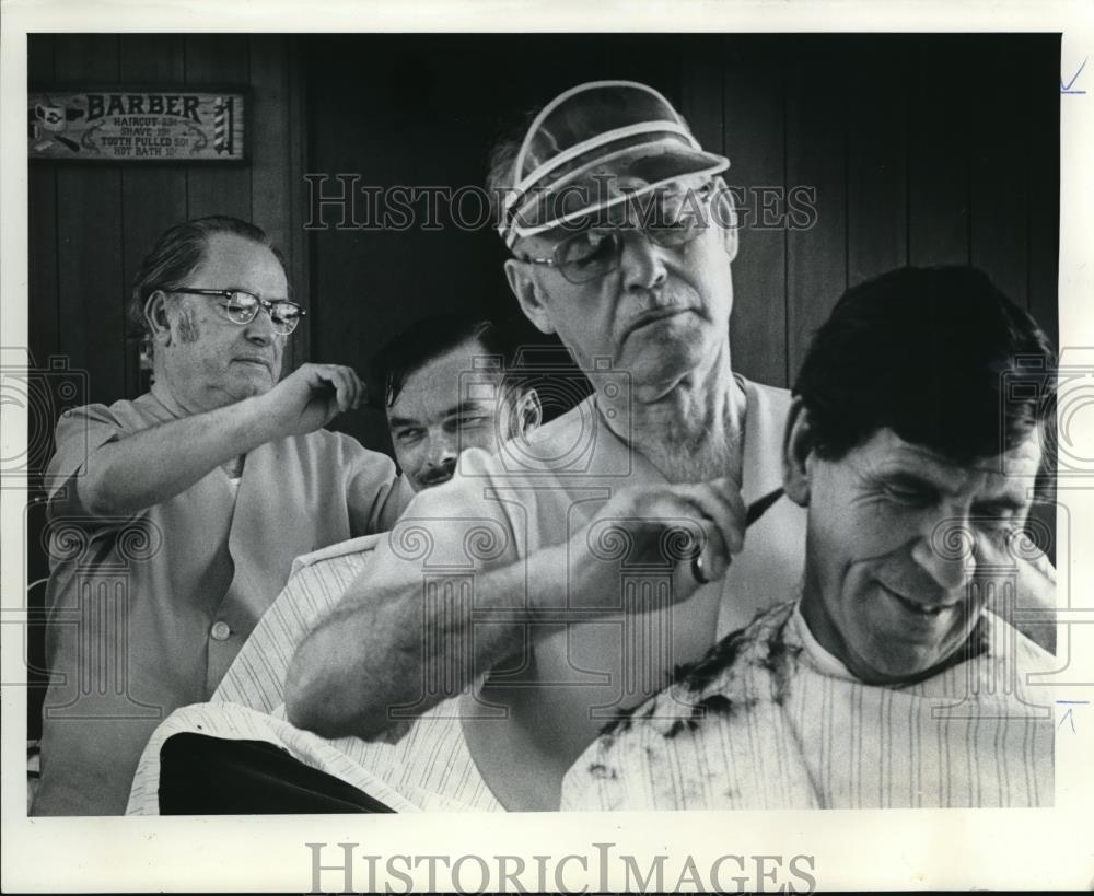 1974 Press Photo Brothers Bill and John Marinelli - ora60267 - Historic Images