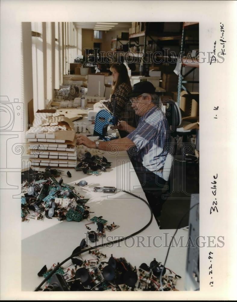 1997 Press Photo Weitech Inc. - orb10759 - Historic Images
