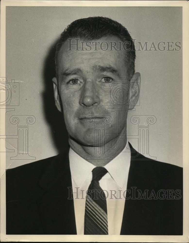 Press Photo Lawrence H Bruce sales manager US Rubber Company - nee88585 - Historic Images