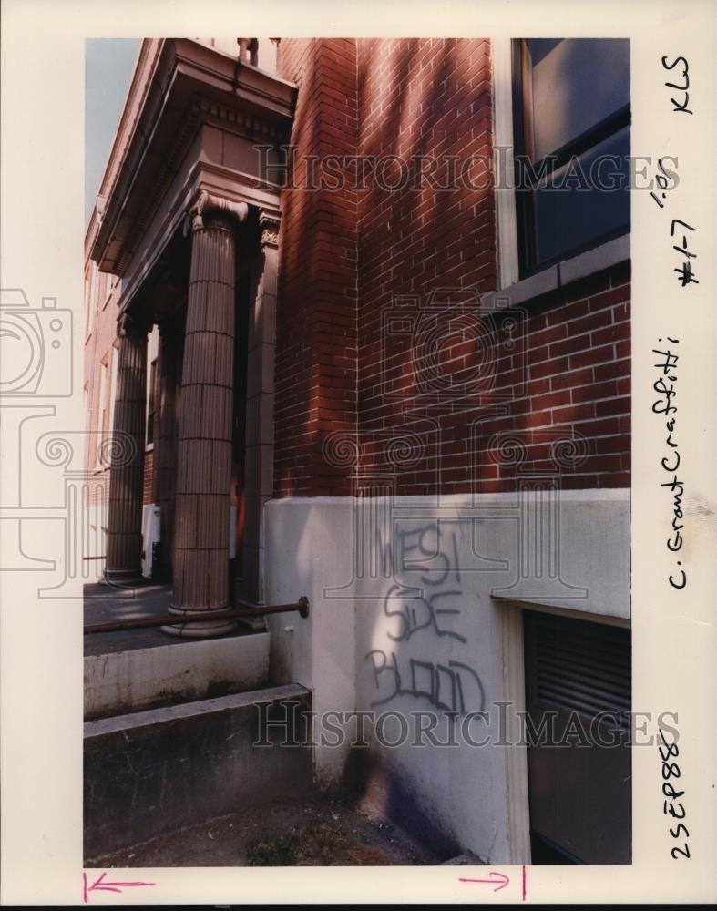 1988 Press Photo Grant High SchoolPortlandgang vandalism orb60495