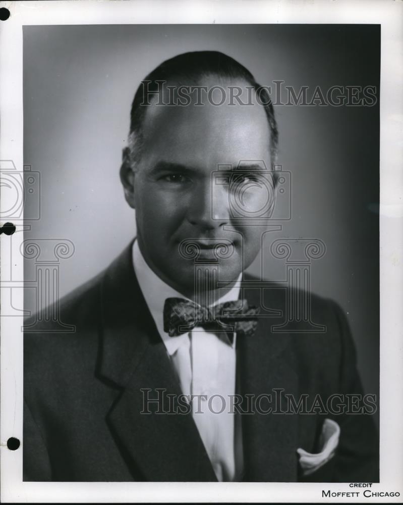 1961 Press Photo Mr. Robert Perrin Manager Advertising US Savings and Loan Leagu - Historic Images