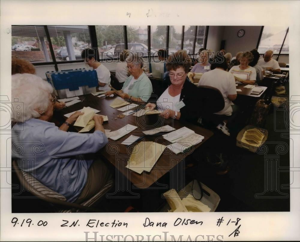 2000 Press Photo ZN Election Ballots In Washington - orb00819 - Historic Images