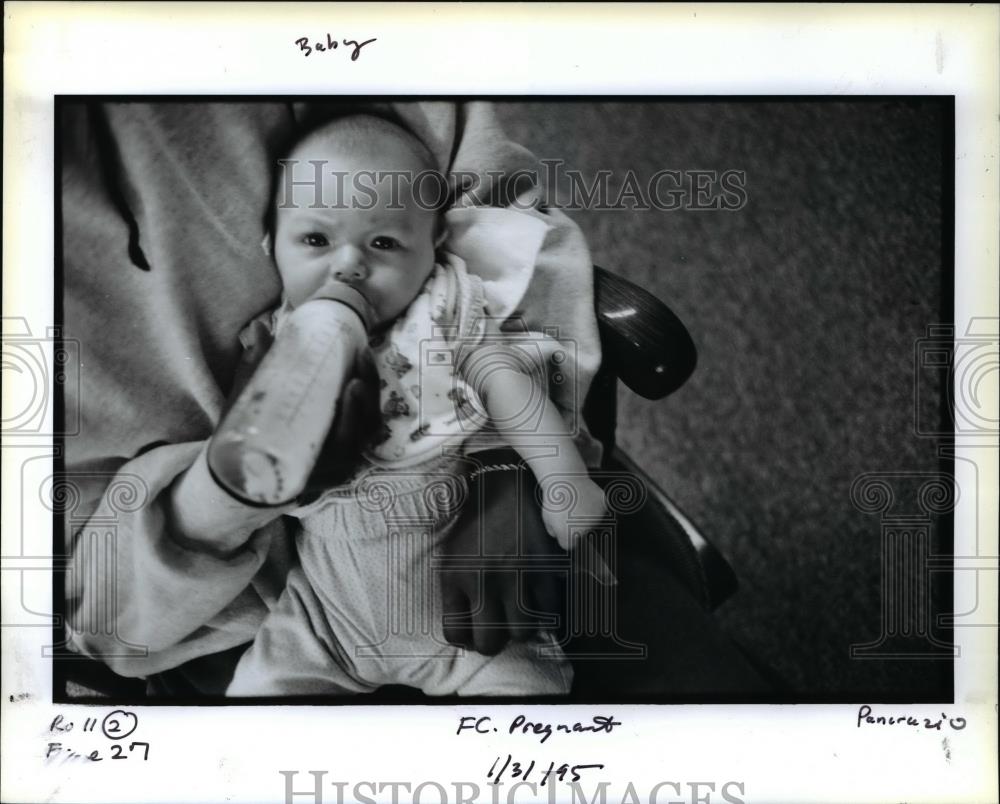 1995 Press Photo Teenage pregnancy orb52851 Historic Images