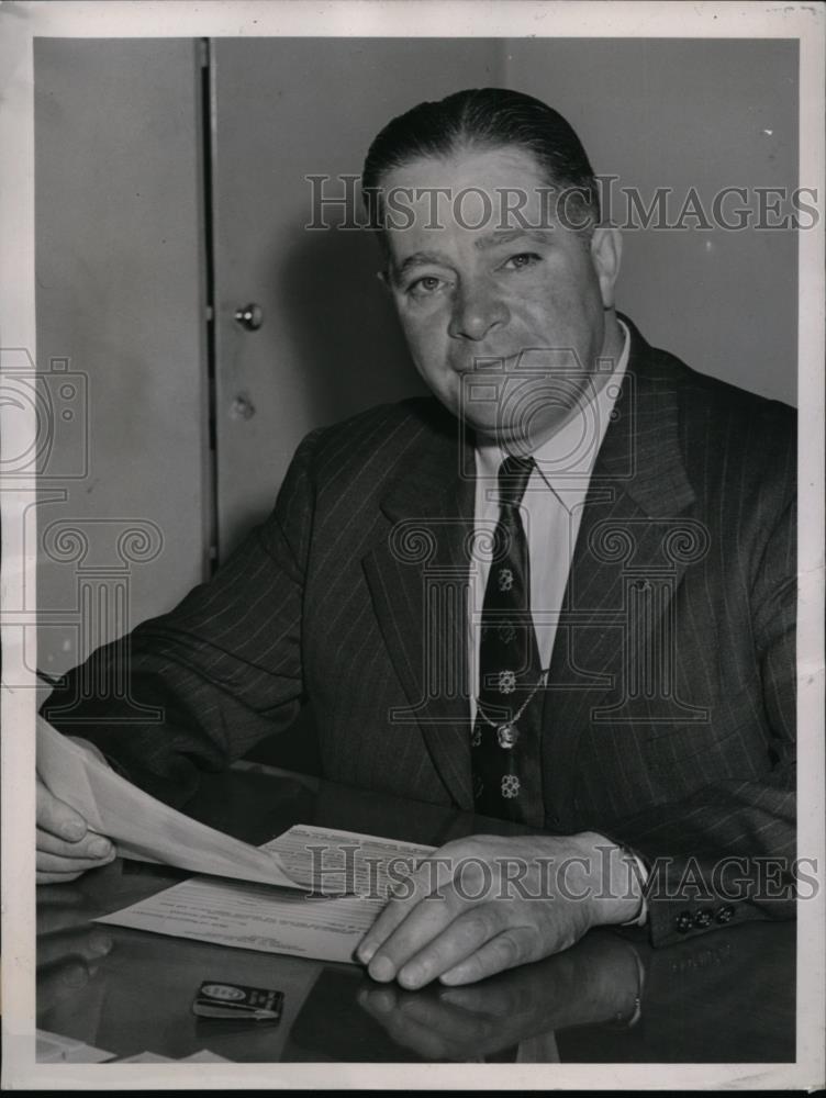 1945 Press Photo WM Weston president of Federation of Labor board in Seattle - Historic Images