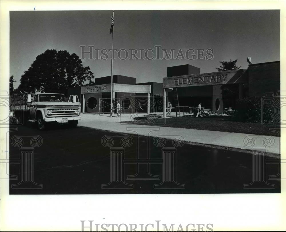 1981 Press Photo Sweetbriar School expansion - orb43533 - Historic Images