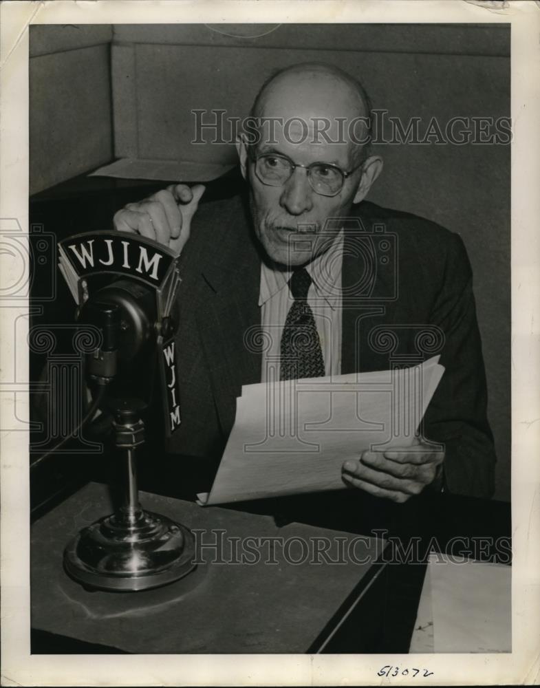 1939 Press Photo Go. Luben a Dickinson of Michigan at WJIM Radio Station - Historic Images