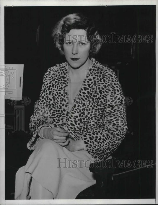 1933 Press Photo Edna Lee Thomas of Los Angeles in court suing beauty parlor - Historic Images