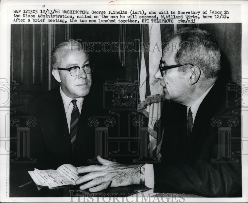 1968 Press Photo New Labor Secretary George Schultz with W Willard Wirtz - Historic Images