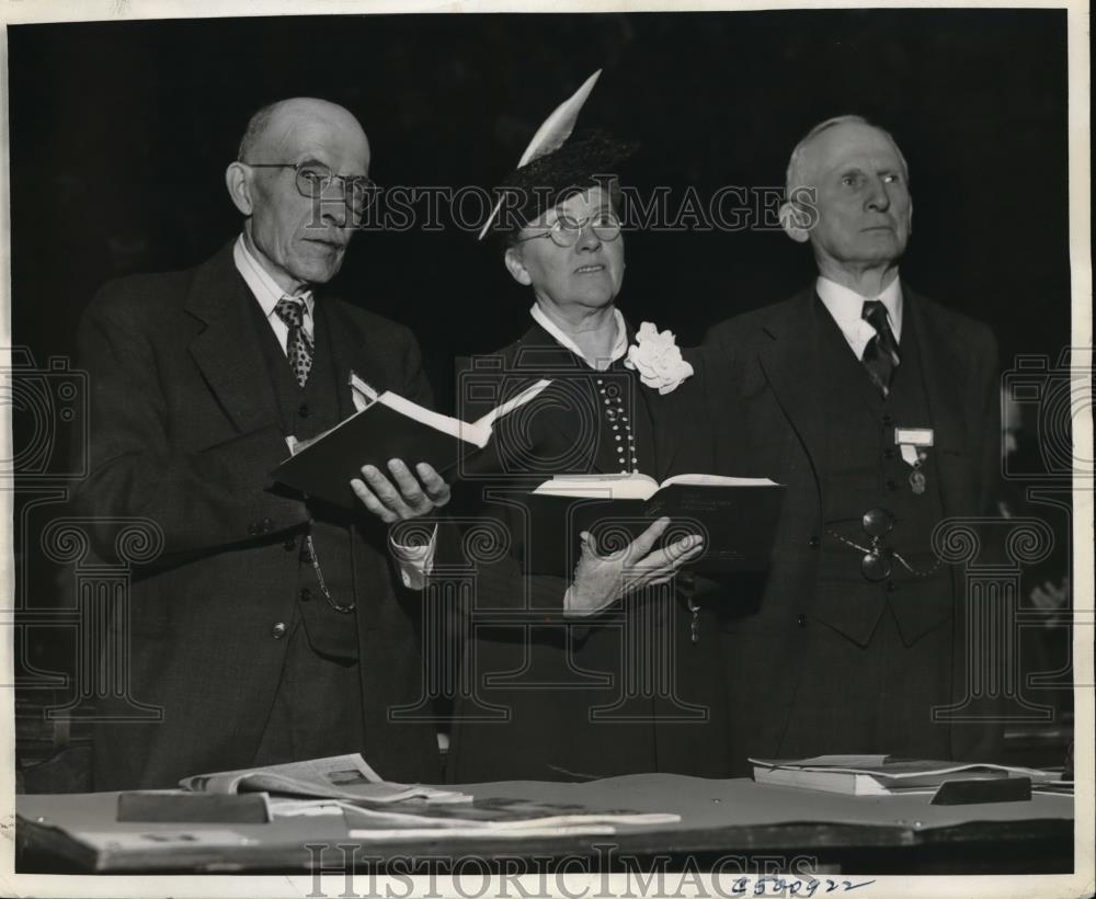 1939 Press Photo MI Governor Luren Dickinson,Mrs WH Veenboer &amp; S Burnham - Historic Images