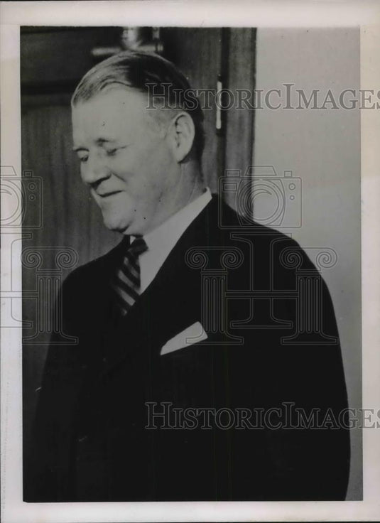 1937 Press Photo Richard Dwight named in connection with income tax scheme - Historic Images