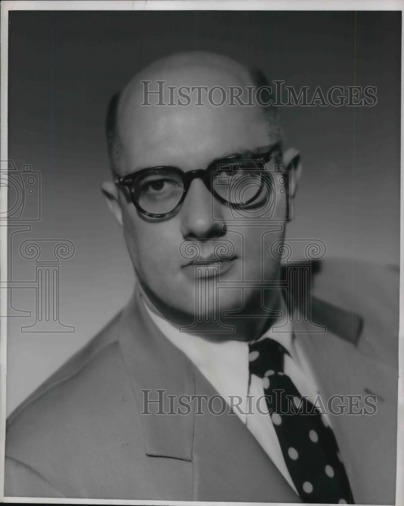 1950 Press Photo FS Mallette Asst Director of Research American Steel &amp; Wire Co - Historic Images