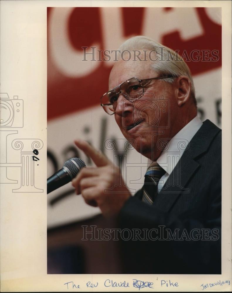 1988 Press Photo Reverend Claude Pike Radio Show Host AntiSemitic Rem