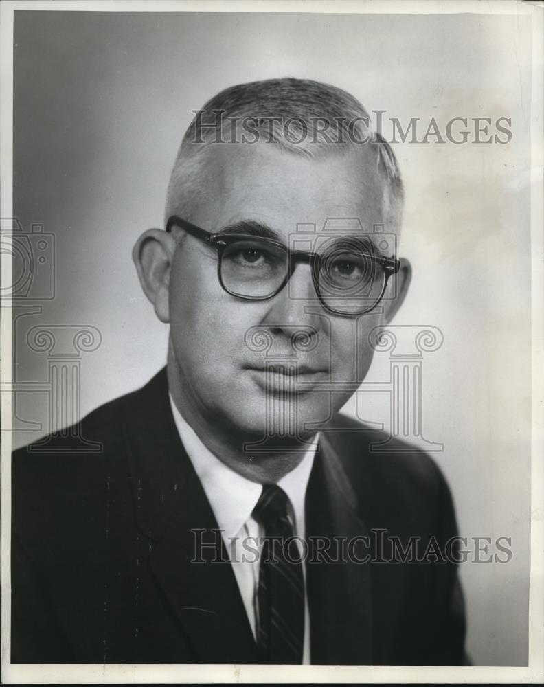 1967 Press Photo John E. Wells, Vice President, Mortgage Loans Department - Historic Images