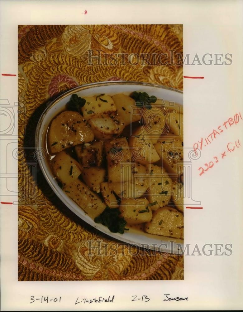 2001 Press Photo Food-potatoes - orb72565 - Historic Images