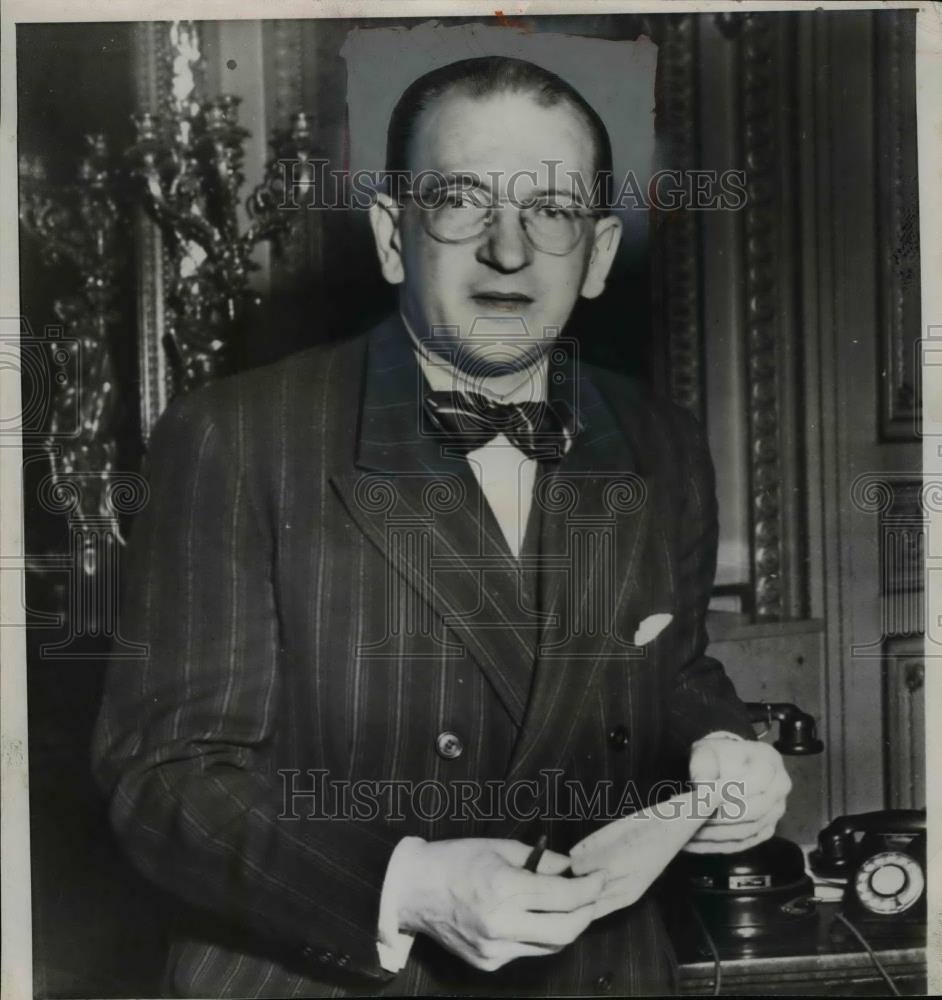 1955 Press Photo Premier Faure at his office desk - nee89689 - Historic Images