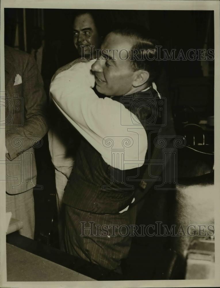 1933 Press Photo Benjamin J Butten Junior Partner of Kuhn Loed &amp; Co - nee90198 - Historic Images