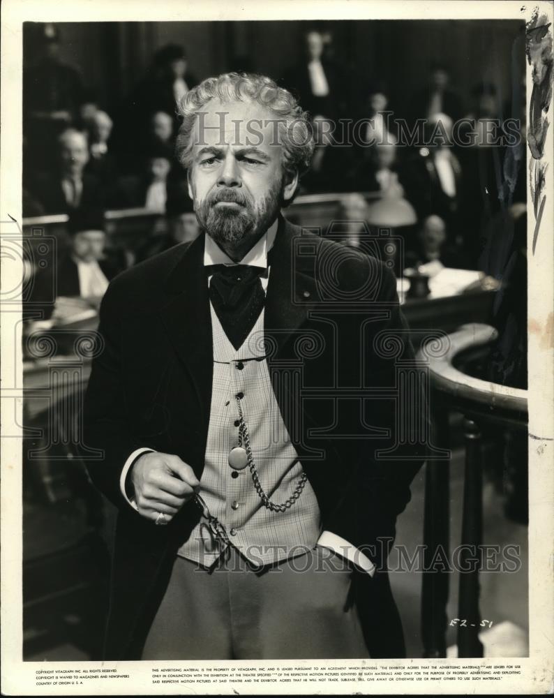 1937 Press Photo Paul Muni in Story Of Emile Zola - cvp80005 - Historic Images