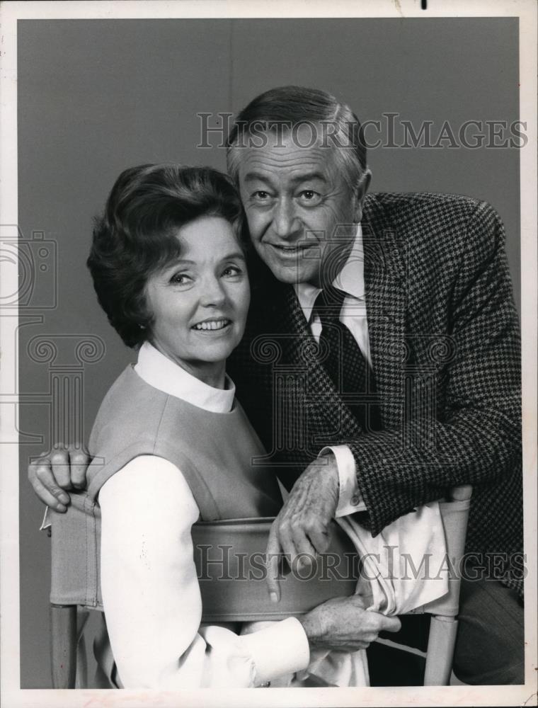 Press Photo NBC presents Kraft Music Hall with Robert Young and Jane Wyatt - Historic Images