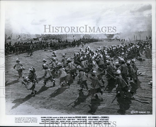 1971 Press Photo Scene from Cromwell - cvp80344 - Historic Images