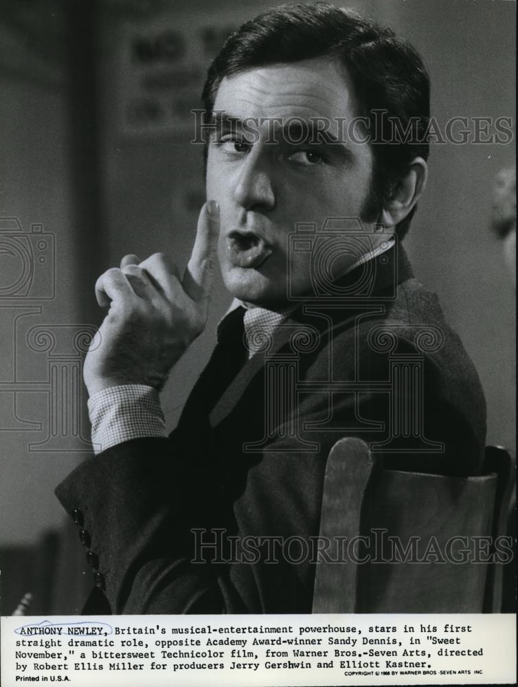 1970 Press Photo Actor Anthony Newley in Sweet November - cvp80030 - Historic Images
