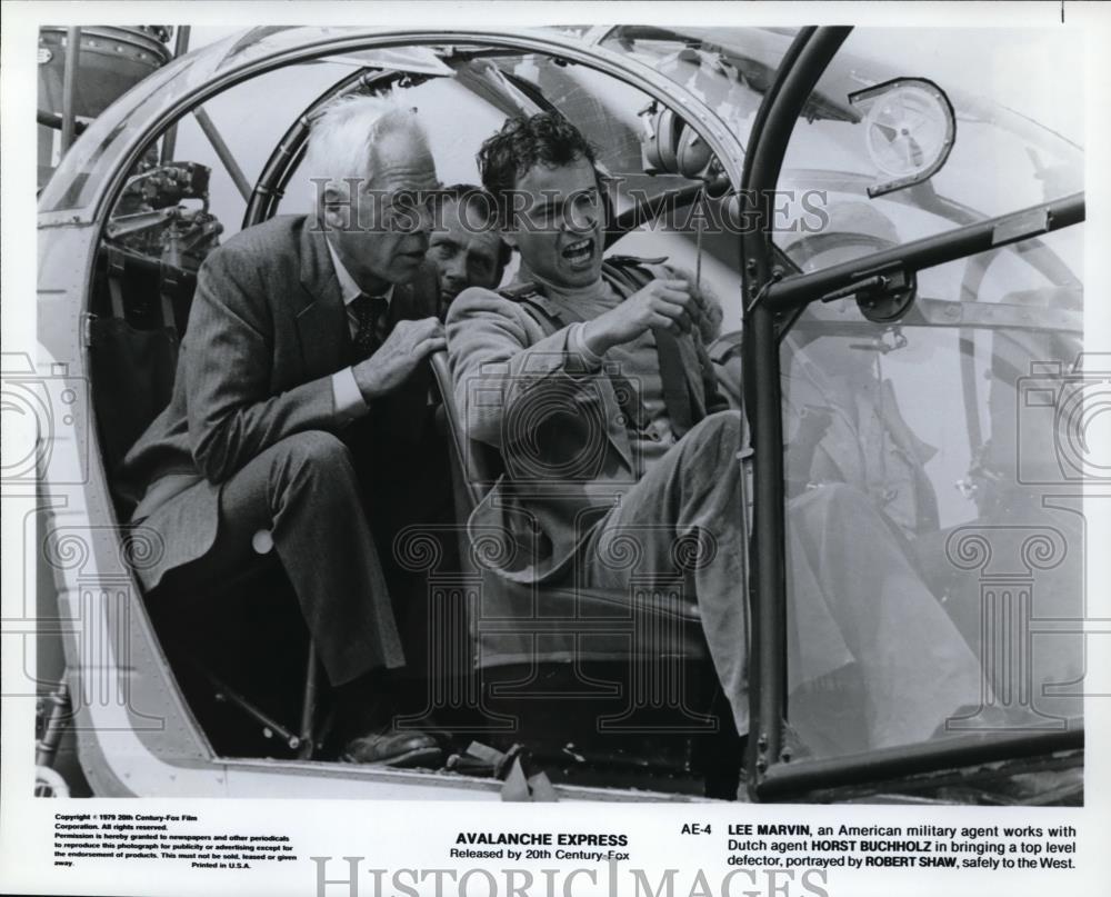 1979 Press Photo Lee Marvin and Robert Shaw in Avalanche Express - cvp80789 - Historic Images