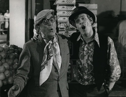 1971 Press Photo Stanley Holloway in Mrs Brown You've Got a Lovely Daughter - Historic Images