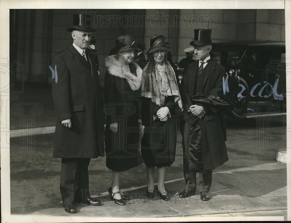 1930 Press Photo Sec.of State H.Stimson and Sec. of Navy C.F. Adams with wives - Historic Images