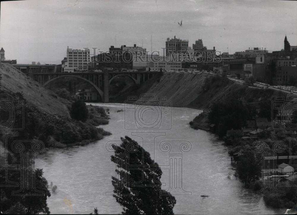 1955 Press Photo Monroe Street Bridge - spx06716 - Historic Images