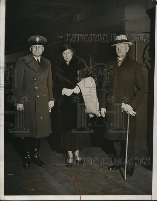 1932 Press Photo General John J Pershing sister May & Lt Col Kenyon A Joyce - Historic Images