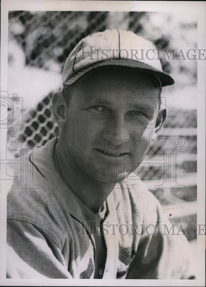 1936 Press Photo Ed Heusser pitcher at St Louis Cardinals training Bradenton Fla - Historic Images