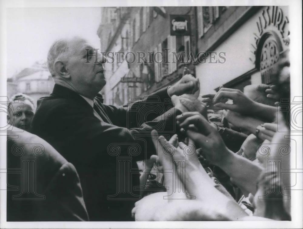 1961 Press Photo President Charles de Gaulle in Brittany - cvp02890 - Historic Images