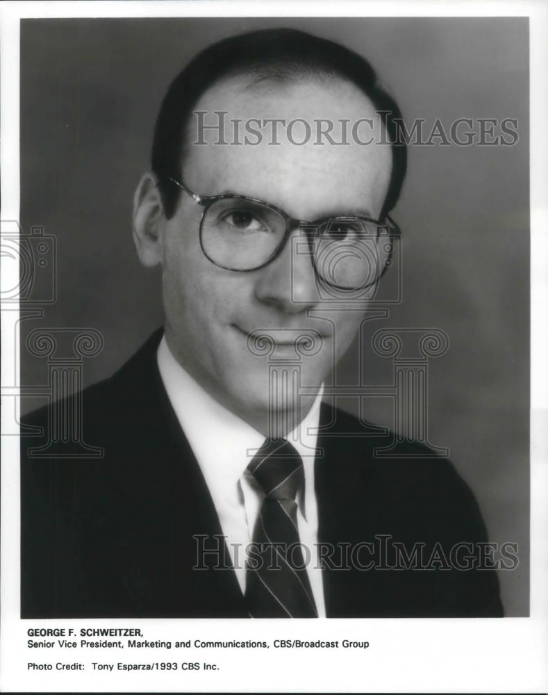 1993 Press Photo George F. Schweitzer Senior Vice President Marketing CBS - Historic Images