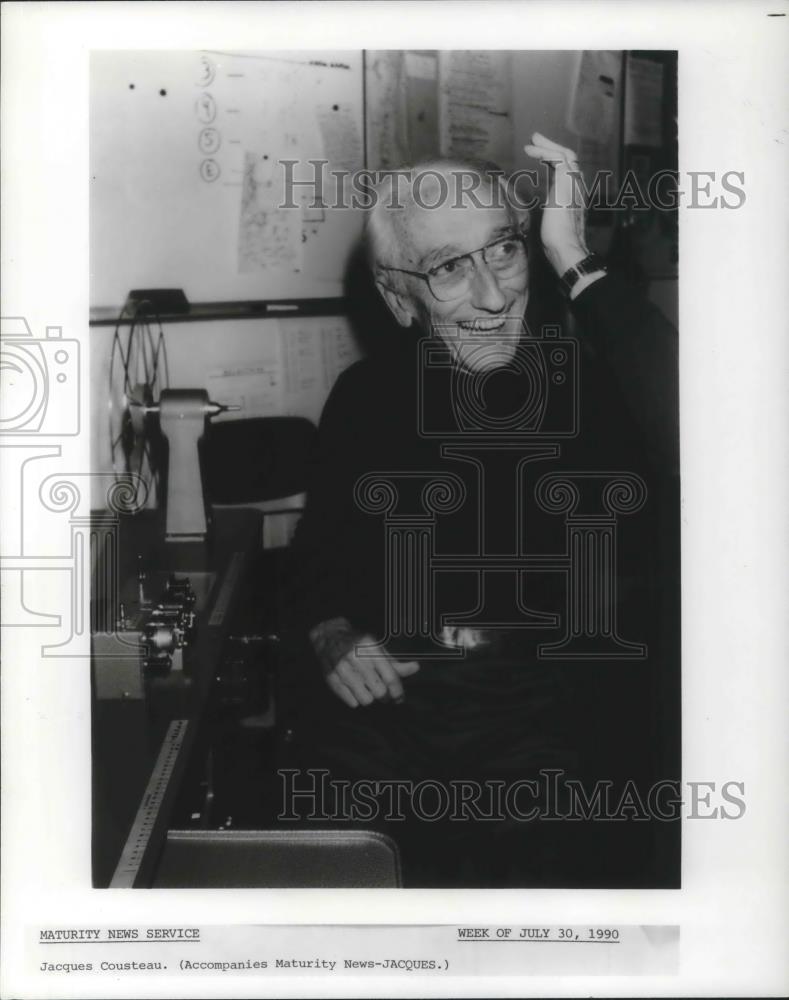 1990 Press Photo Jacques Cousteau Explorer Filmmaker Scientist Oceanographer - Historic Images