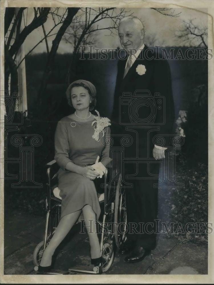 1957 Press Photo Mr &amp; Mrs Cyrus Eaton Investment Banker - cvp04571 - Historic Images