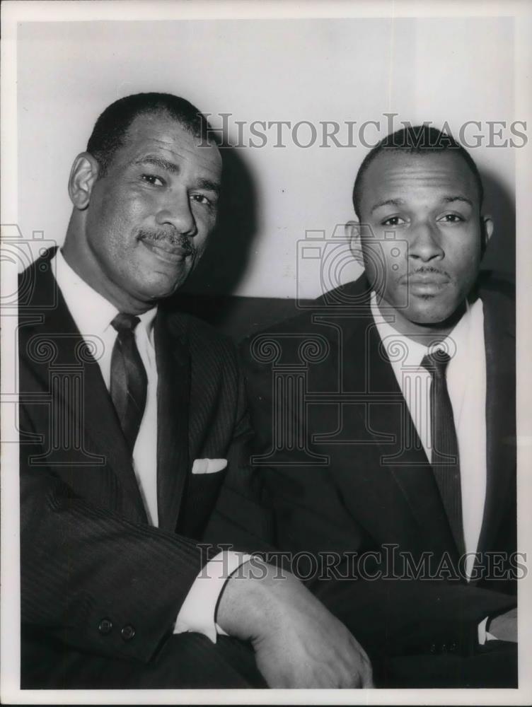 1964 Press Photo John Armstrong George Forbes Dem Councilman Elect War ...