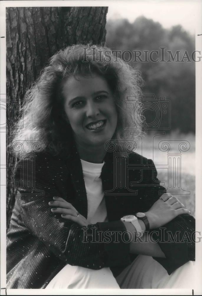 1992 Press Photo Rebecca Delagrange Akron Ohio - cvp03246 - Historic Images