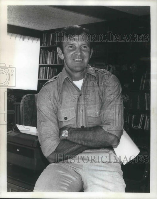 1972 Press Photo Bernard F. Collins Author of Don't Embarrass the Bureau - Historic Images