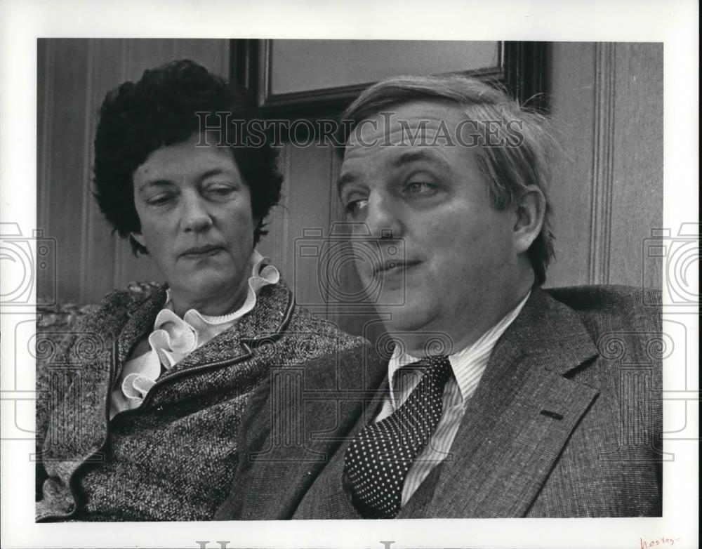 1982 Press Photo Former hostage Morehead Kennedy and wife  - cva24719 - Historic Images