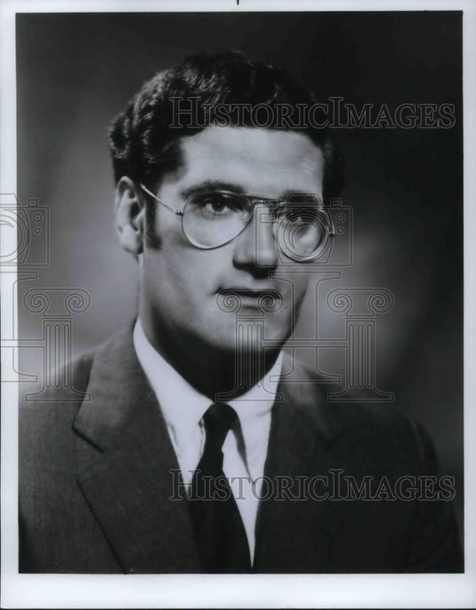 1972 Press Photo Robert A Gordan Principal McKinsey & Comp Inc - cvp12105 - Historic Images