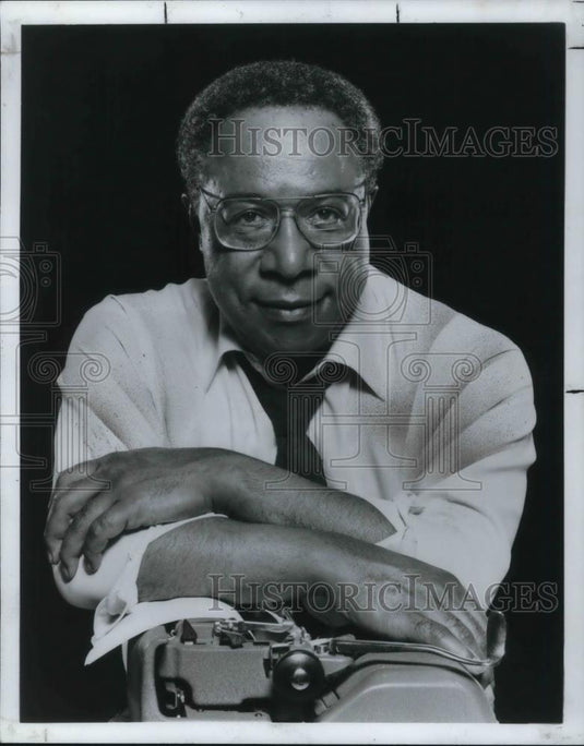 1981 Press Photo Alex Haley - cvp17303 - Historic Images