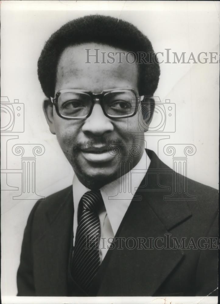 1977 Press Photo Ronald D. Daniels Candidate for Mayor of Youngstown - cvp05410 - Historic Images