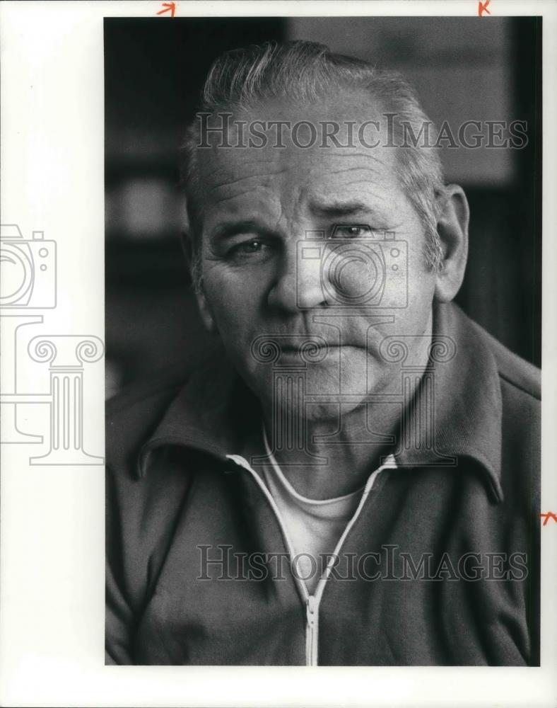 1980 Press Photo John Guzek Pres. of UAW Dist. 6 - cvp17767 - Historic Images