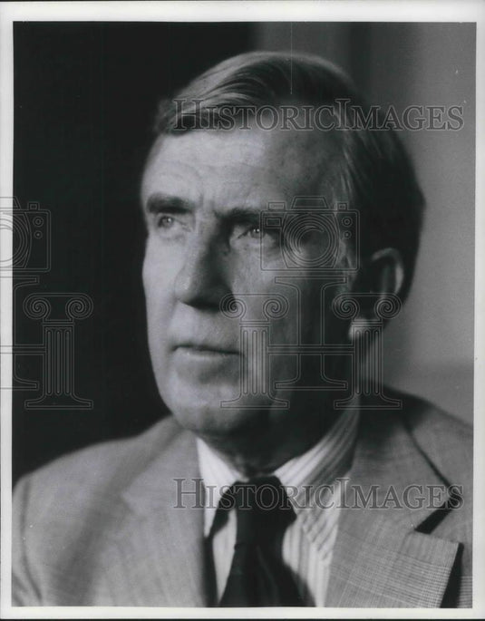 1977 Press Photo John Gilligan - cvp13821 - Historic Images
