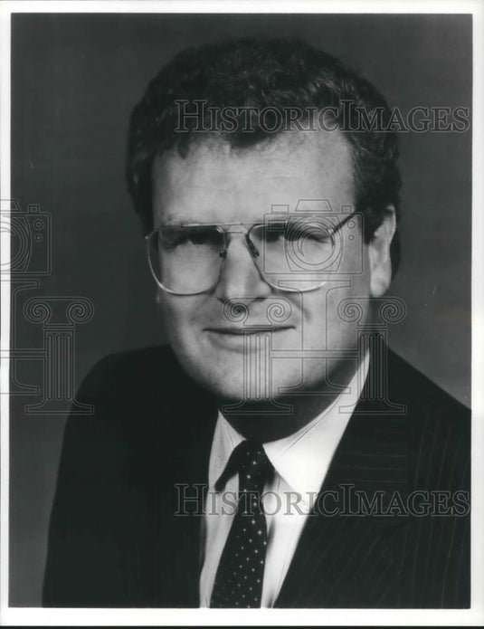 1989 Press Photo Howard Stringer President of CBS/Broadcast Group - cvp11432 - Historic Images