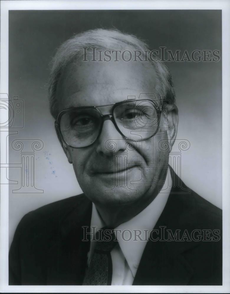 1988 Press Photo Carl Hamburg Vice President David Weis Jewelers - cvp16067 - Historic Images