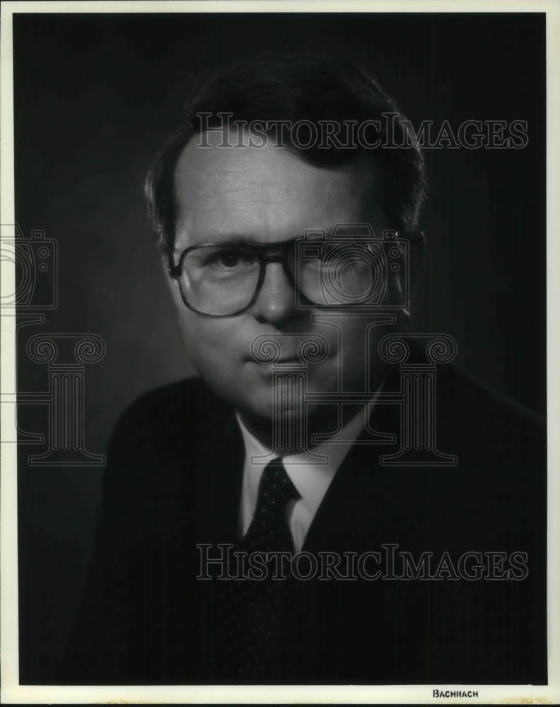 1985 Press Photo George B. Harve Chairman &amp; President of Pitney Bowes - Historic Images