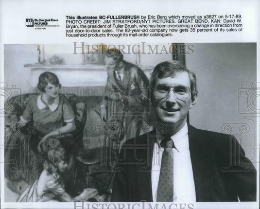 1989 Press Photo David W. Bryan President of Fuller Brush Mail Order Company - Historic Images